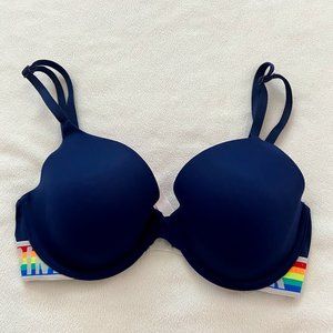 Pink VS T-Shirt Bra w/ Rainbow Strap